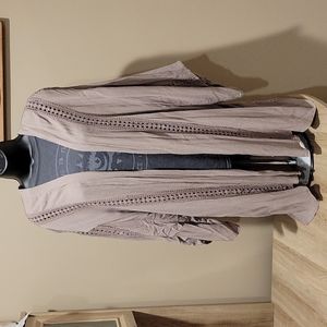 EUC  Forever 21+  Taupe Kimono with Crochet Design